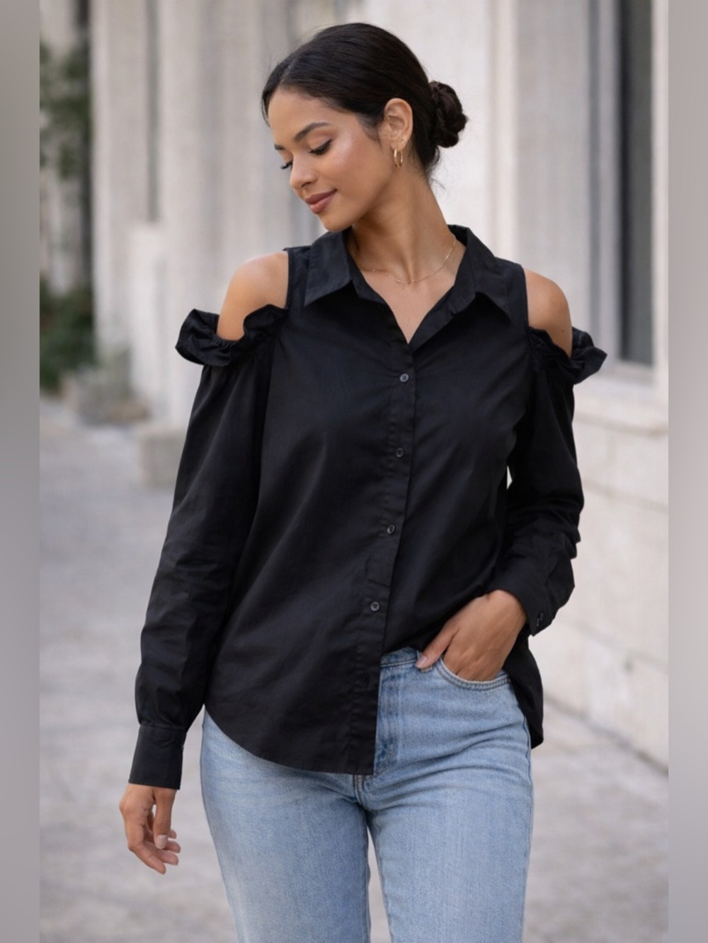 Carole Christian Black Ruffle Cold ShoulderButton Down Top Small Chic Minimalist